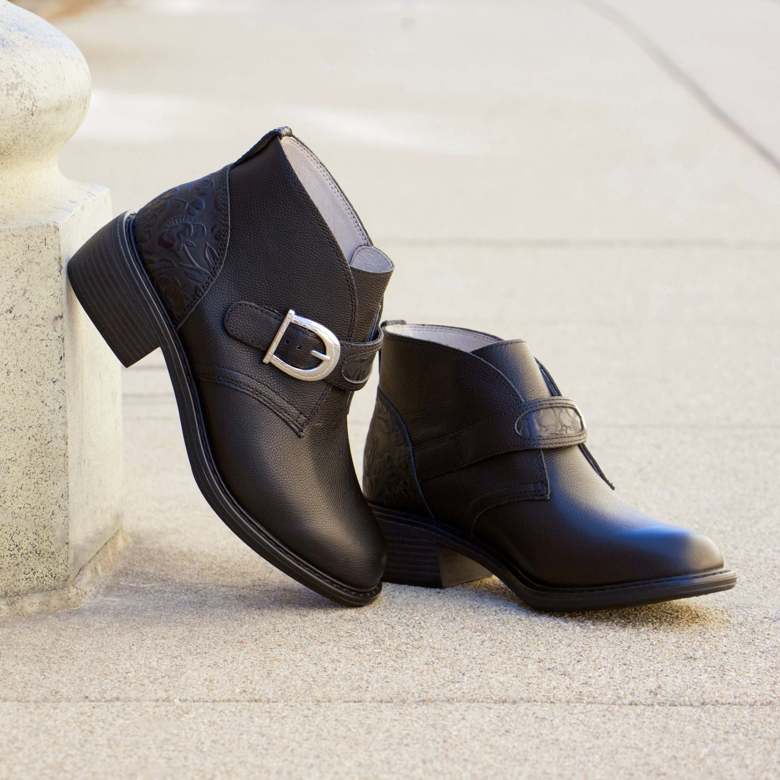 Mikki Loretta Crow Boot - Image 2