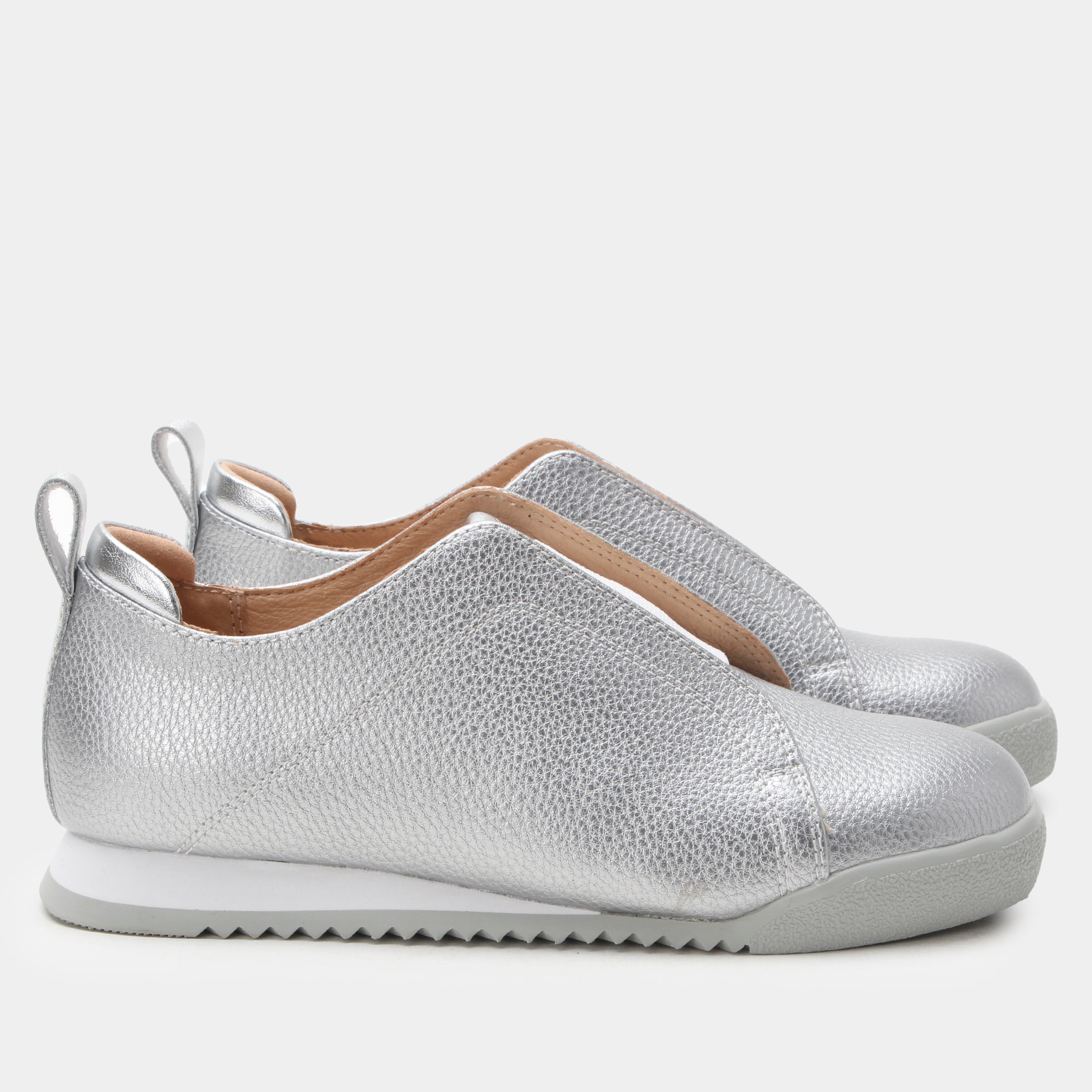 Reah Silver Shoe - Image 2